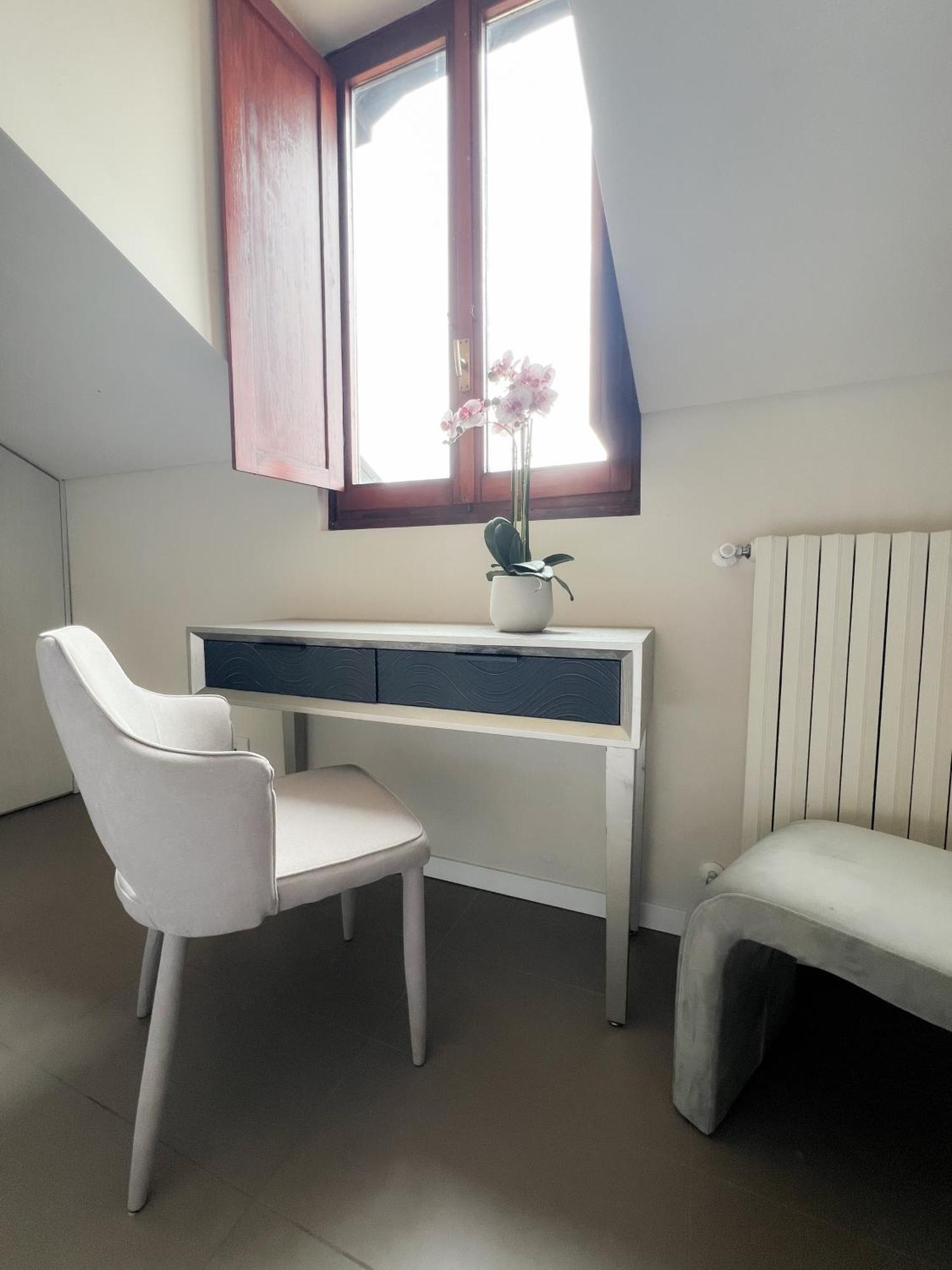 Comecasa 10 Minutes Walk From Duomo 2 Bedroom Apartment ミラノ エクステリア 写真