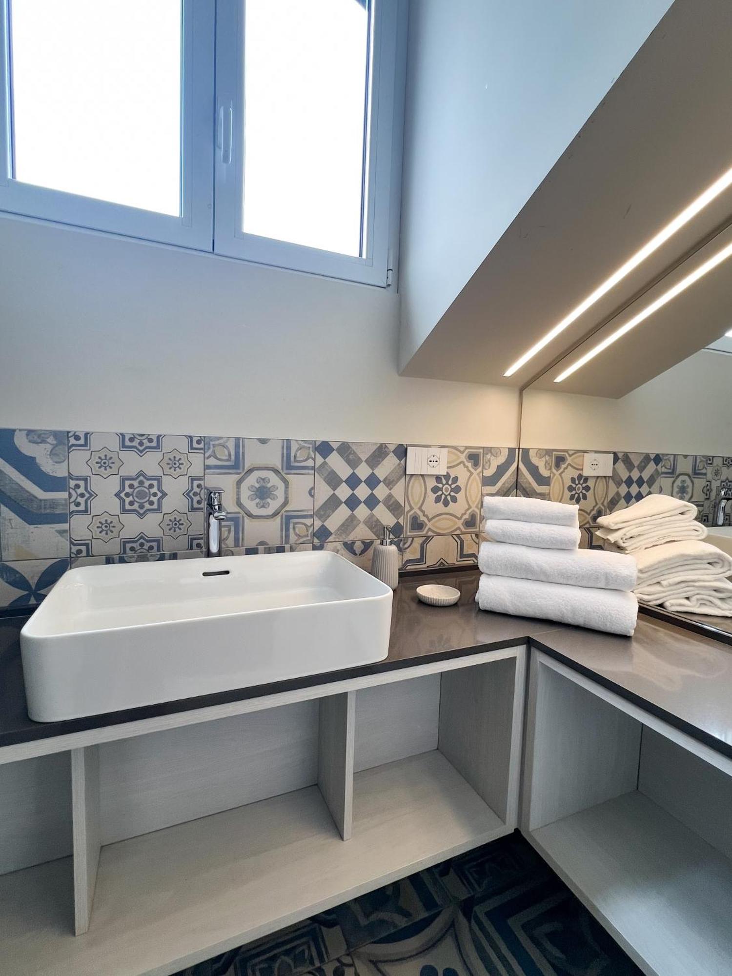 Comecasa 10 Minutes Walk From Duomo 2 Bedroom Apartment ミラノ エクステリア 写真