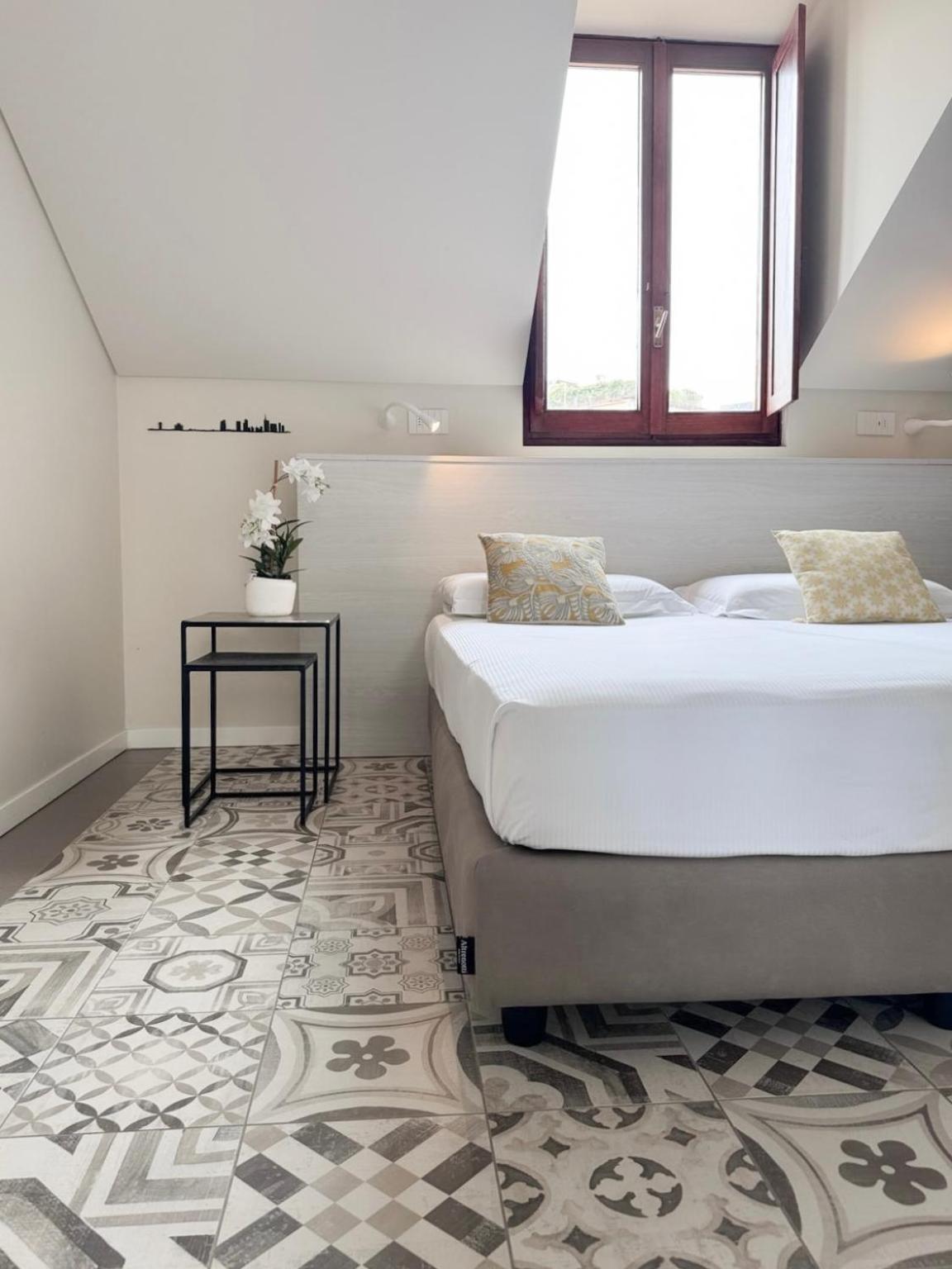 Comecasa 10 Minutes Walk From Duomo 2 Bedroom Apartment ミラノ エクステリア 写真