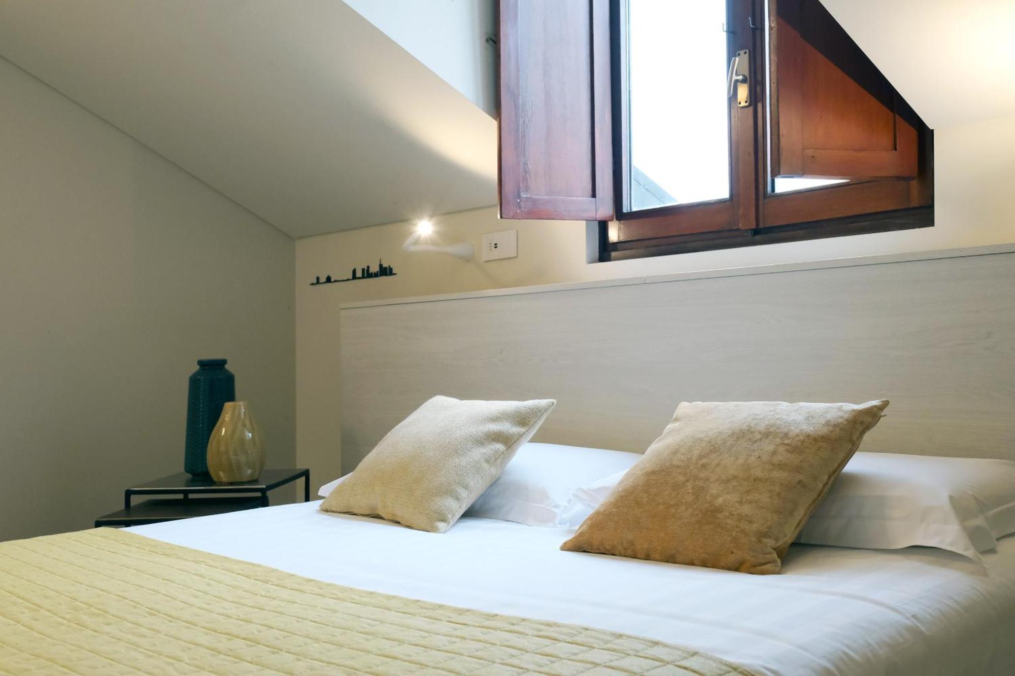 Comecasa 10 Minutes Walk From Duomo 2 Bedroom Apartment ミラノ エクステリア 写真